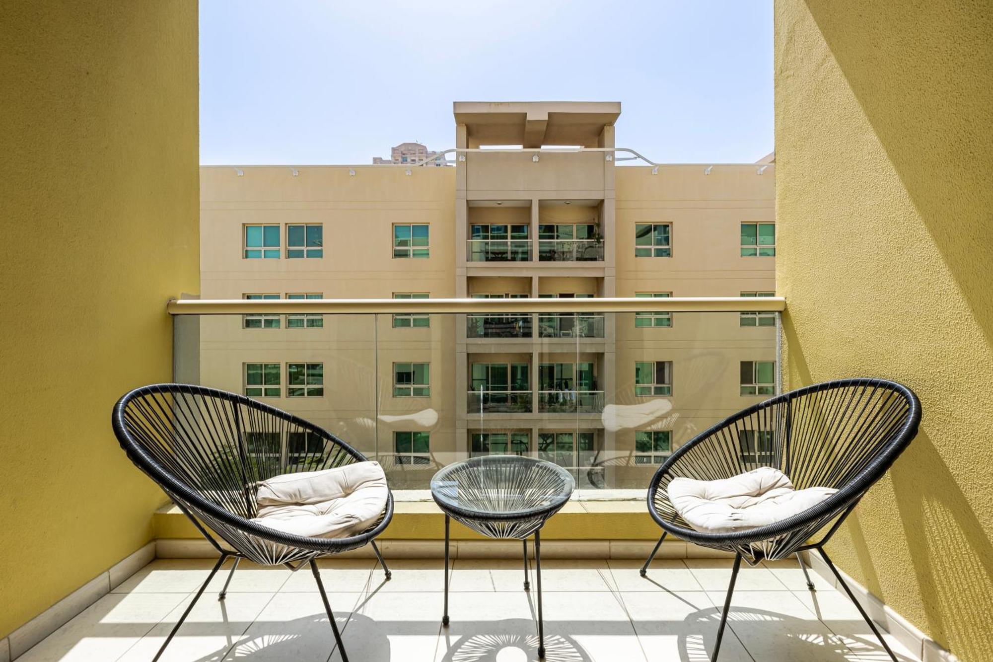 Classy 1 Bedroom In The Greens Courtyard View Dubai Buitenkant foto