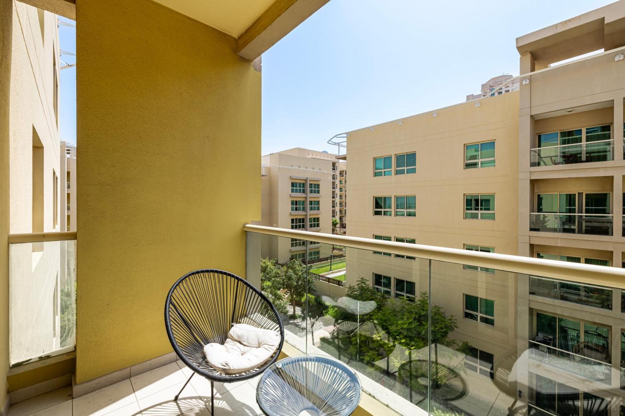 Classy 1 Bedroom In The Greens Courtyard View Dubai Buitenkant foto