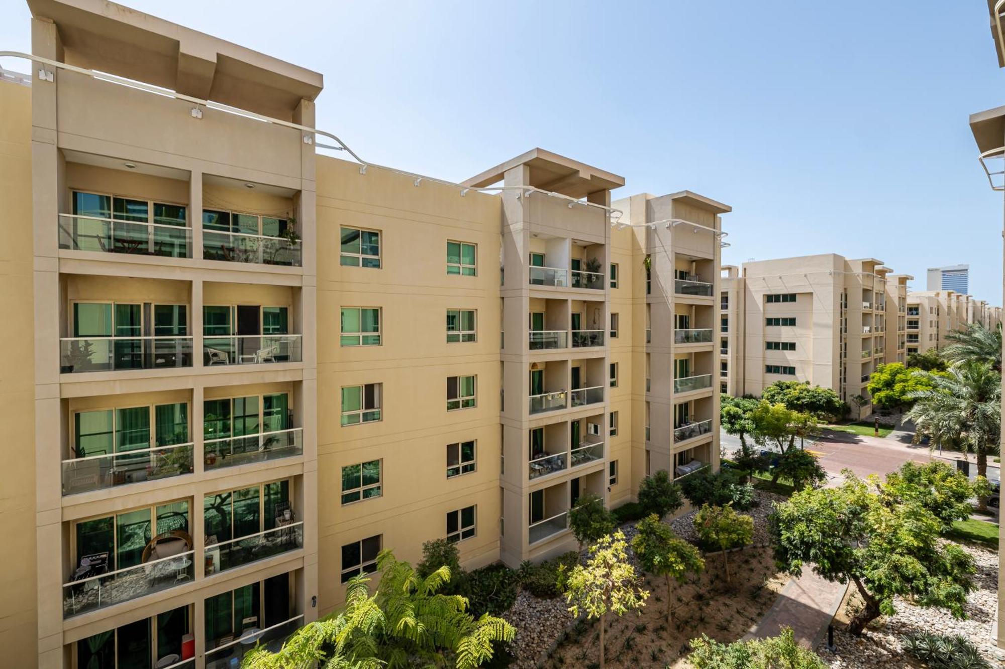 Classy 1 Bedroom In The Greens Courtyard View Dubai Buitenkant foto