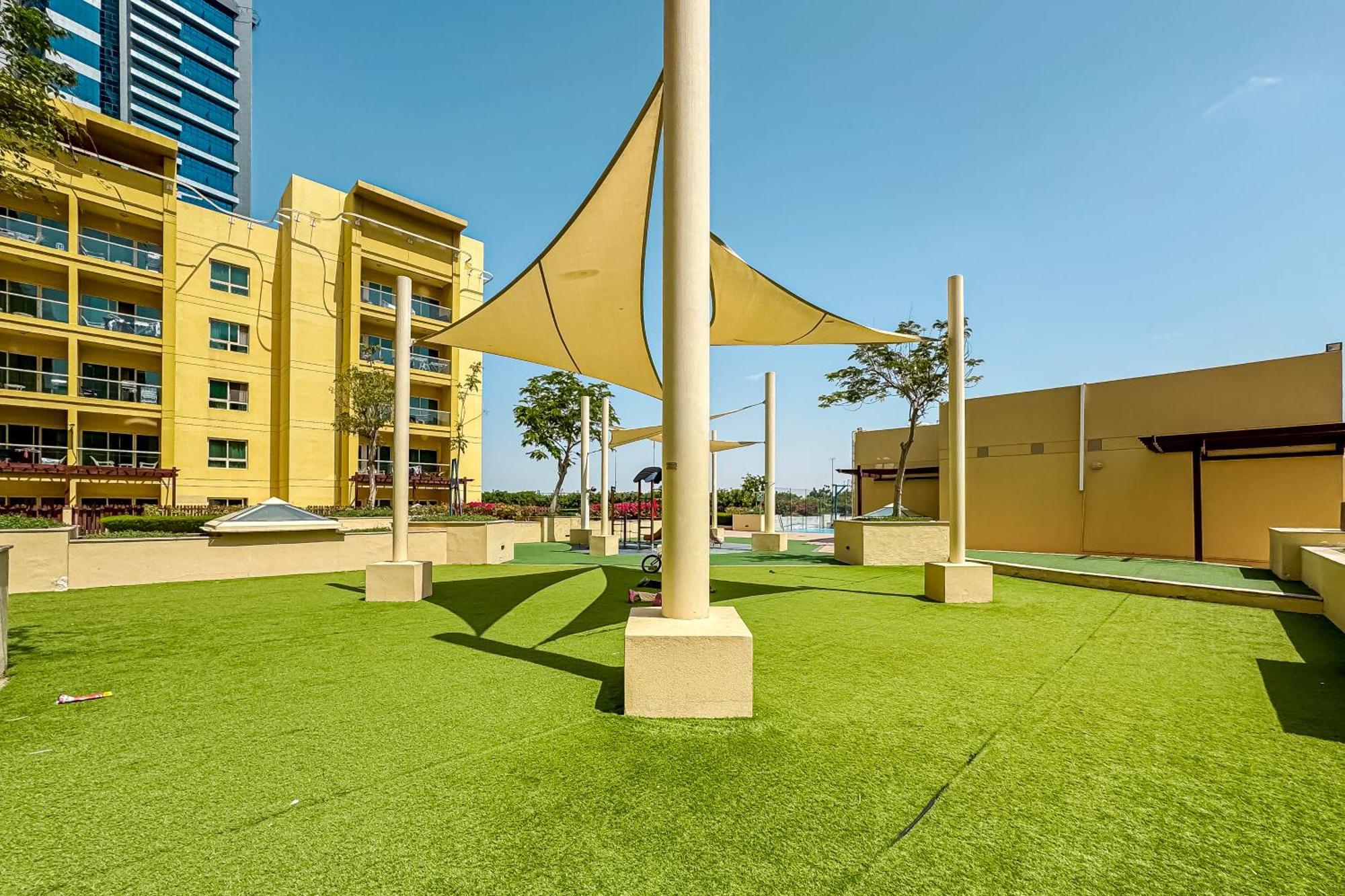 Classy 1 Bedroom In The Greens Courtyard View Dubai Buitenkant foto